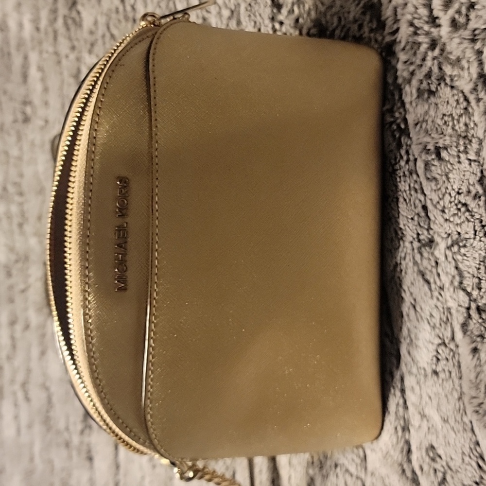 Michael kors dome crossbody